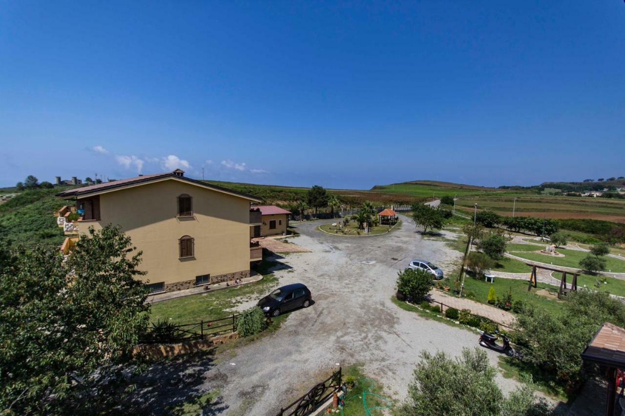 Agriturismo L'Antico Carro Seminara Eksteriør billede